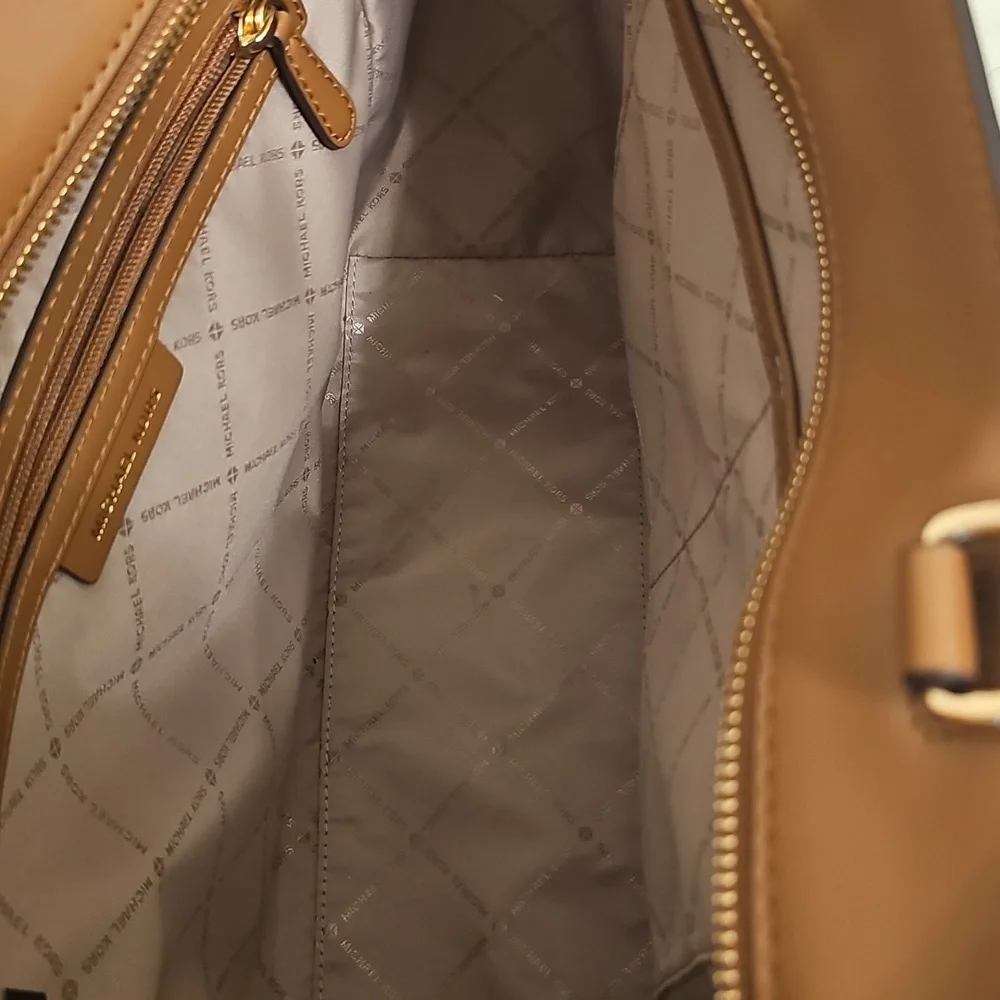 Michael Kors Harrison Large Tote